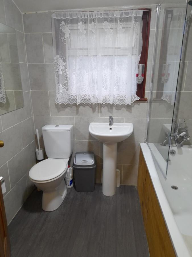 Bubblesbnb- 4 Bedroom House Londres Extérieur photo