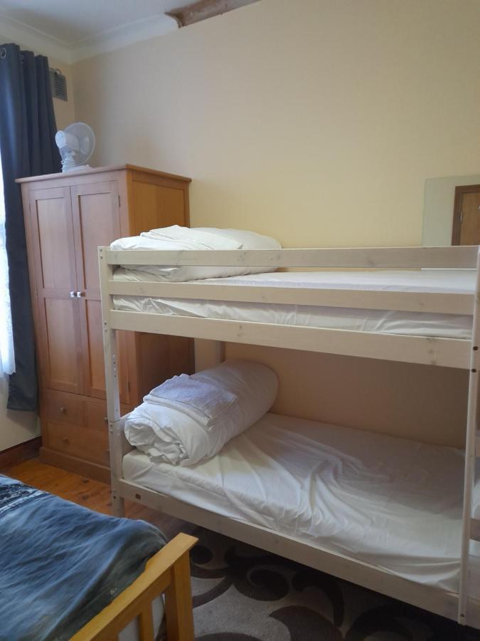 Bubblesbnb- 4 Bedroom House Londres Extérieur photo